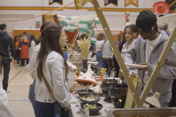 VIDEO Community celebrates international school culture with Global Festival